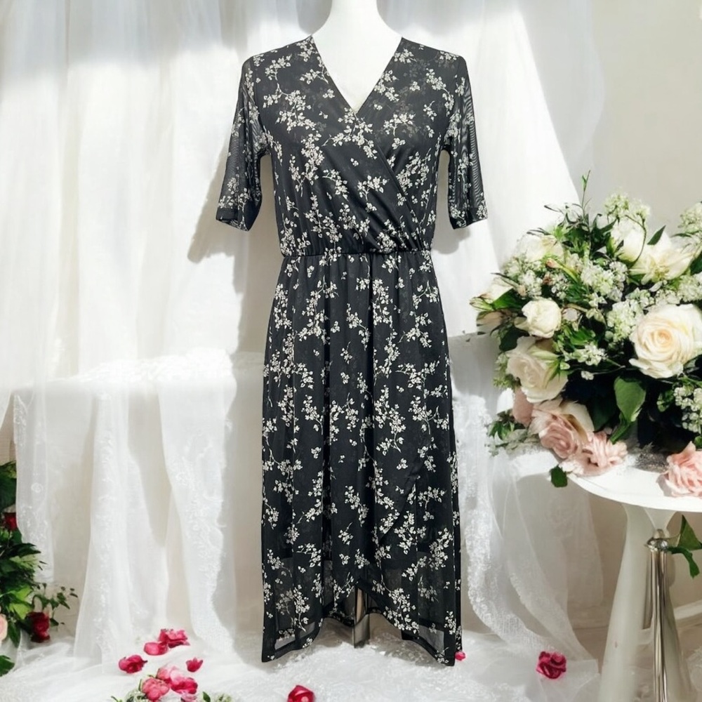 NWT 41 Hawthorn Black Floral Wrap Dress XS and S